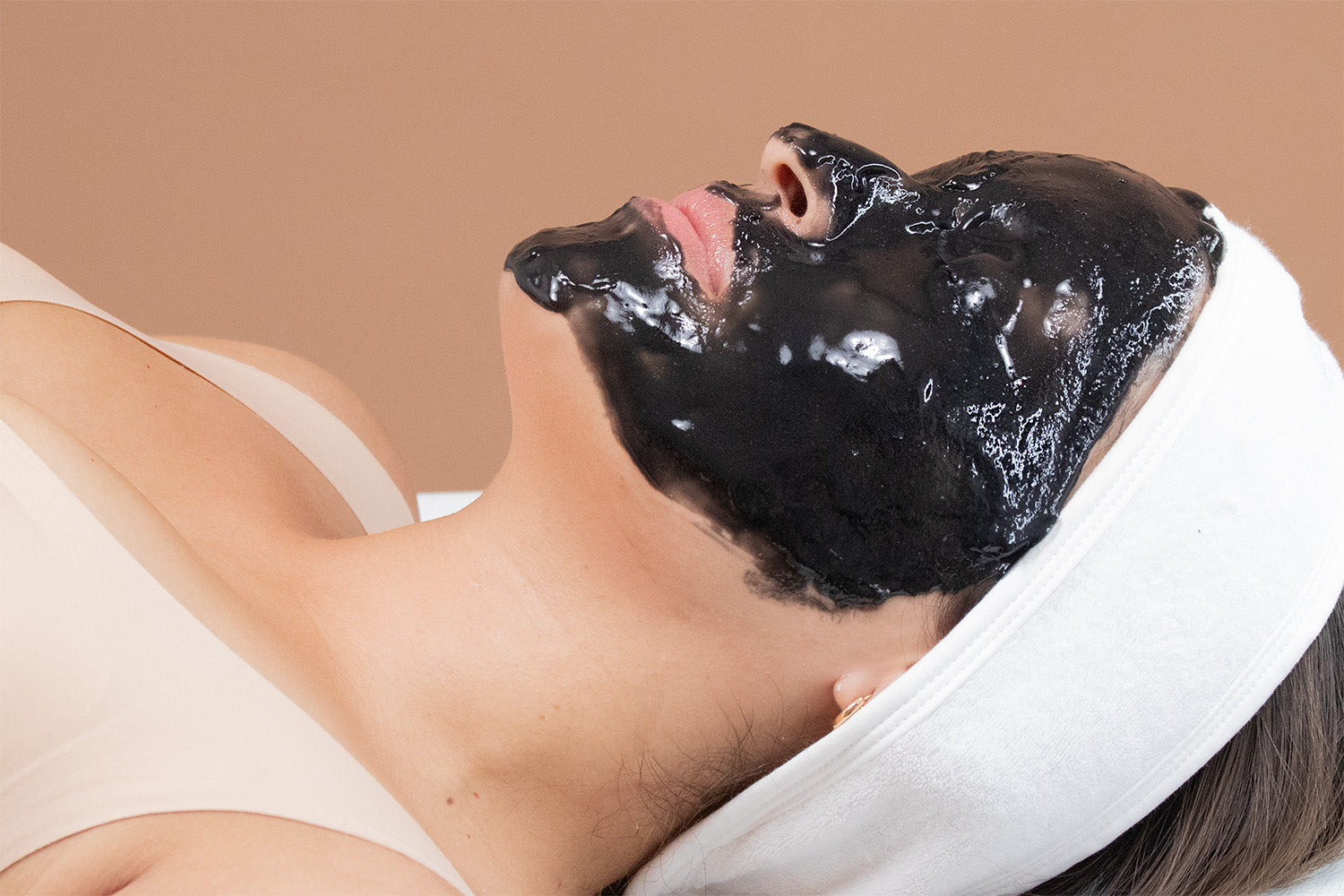 Hydrojelly Black Mask Facial